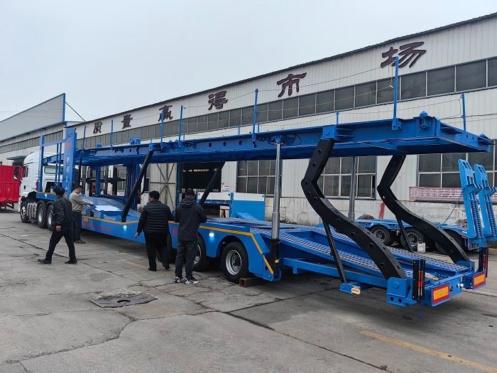Trailer Truck